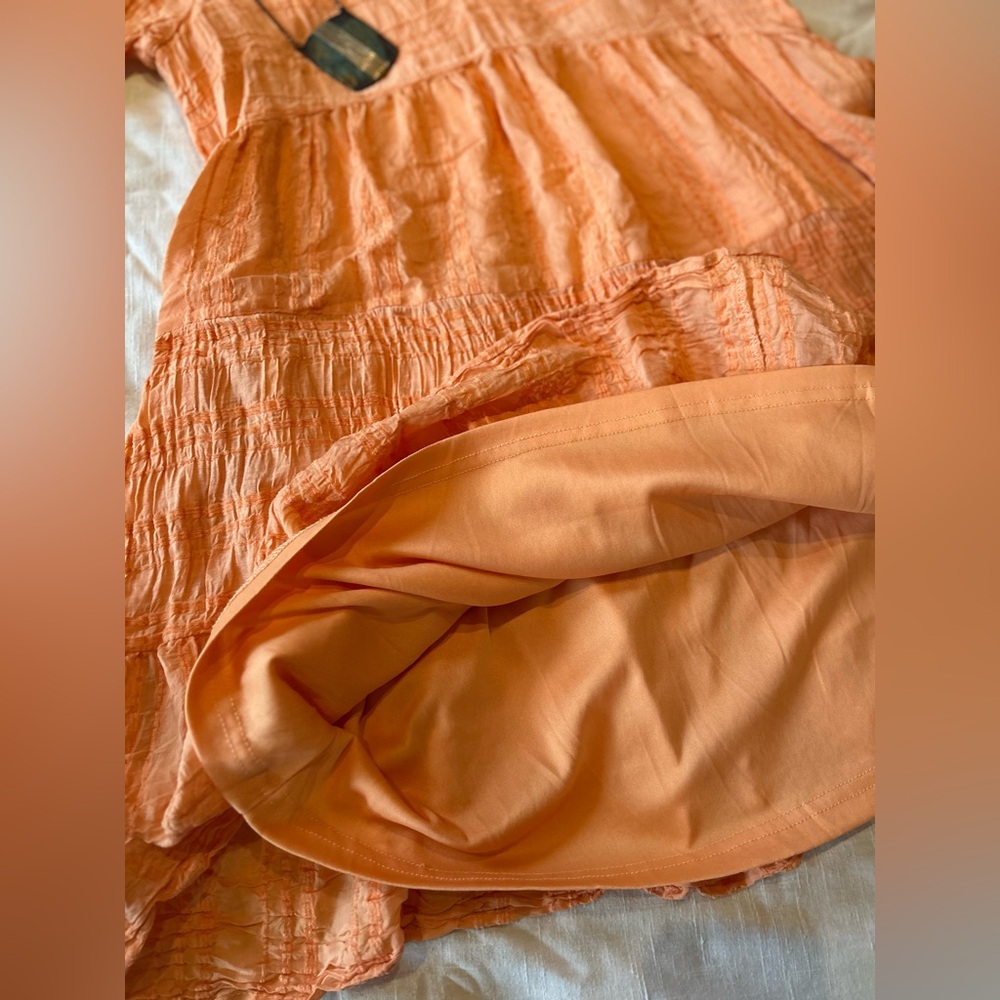 Talulah | Orange Textured V-Neck Tiered Dress - Picture 4 of 8